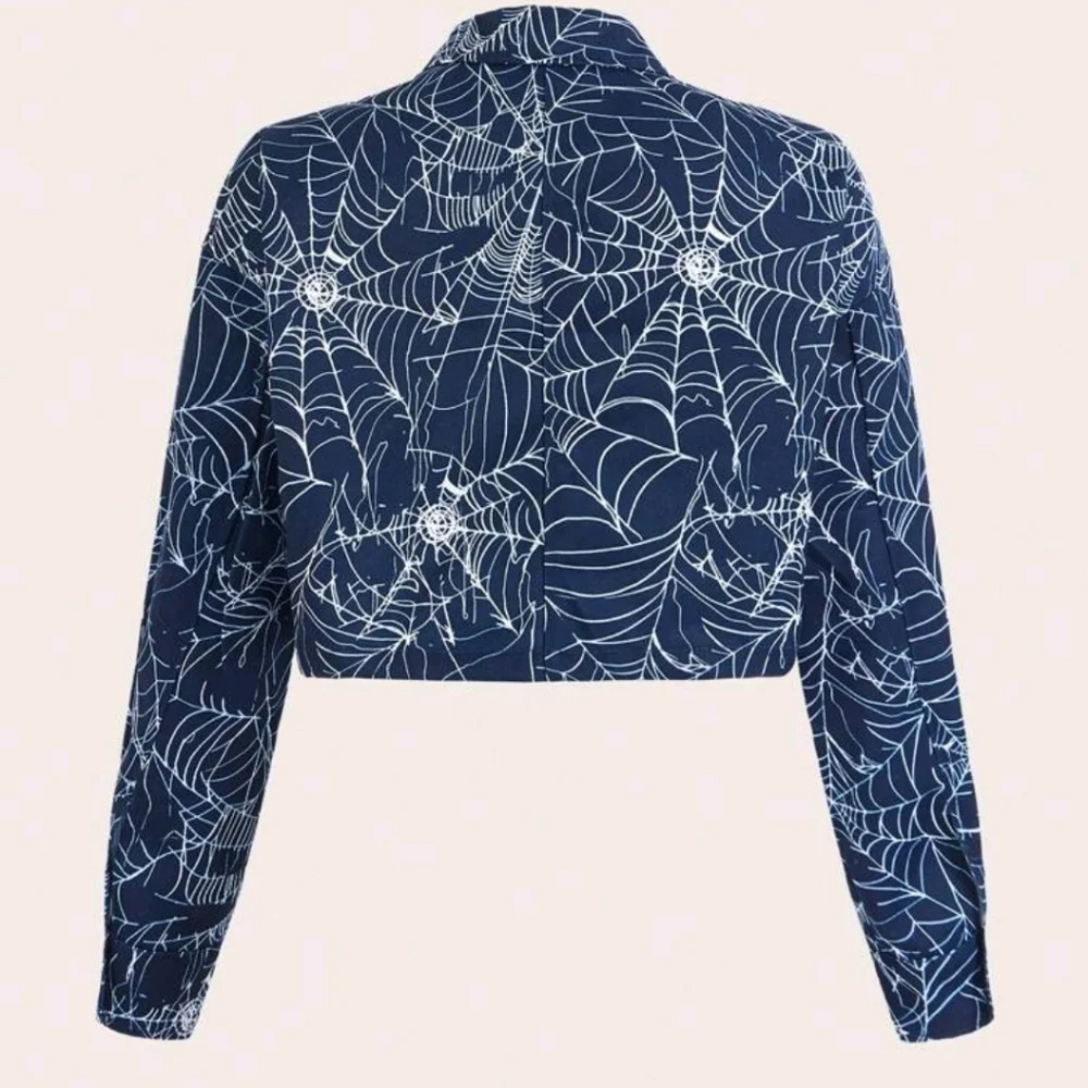 Cropped Spiderweb Jacket - Picture 2 of 3